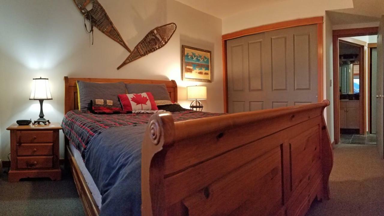 קאנמור Downtown Loft, Mountain Views, Fireplace, Couple'S Retreat, Walker'S Paradise מראה חיצוני תמונה
