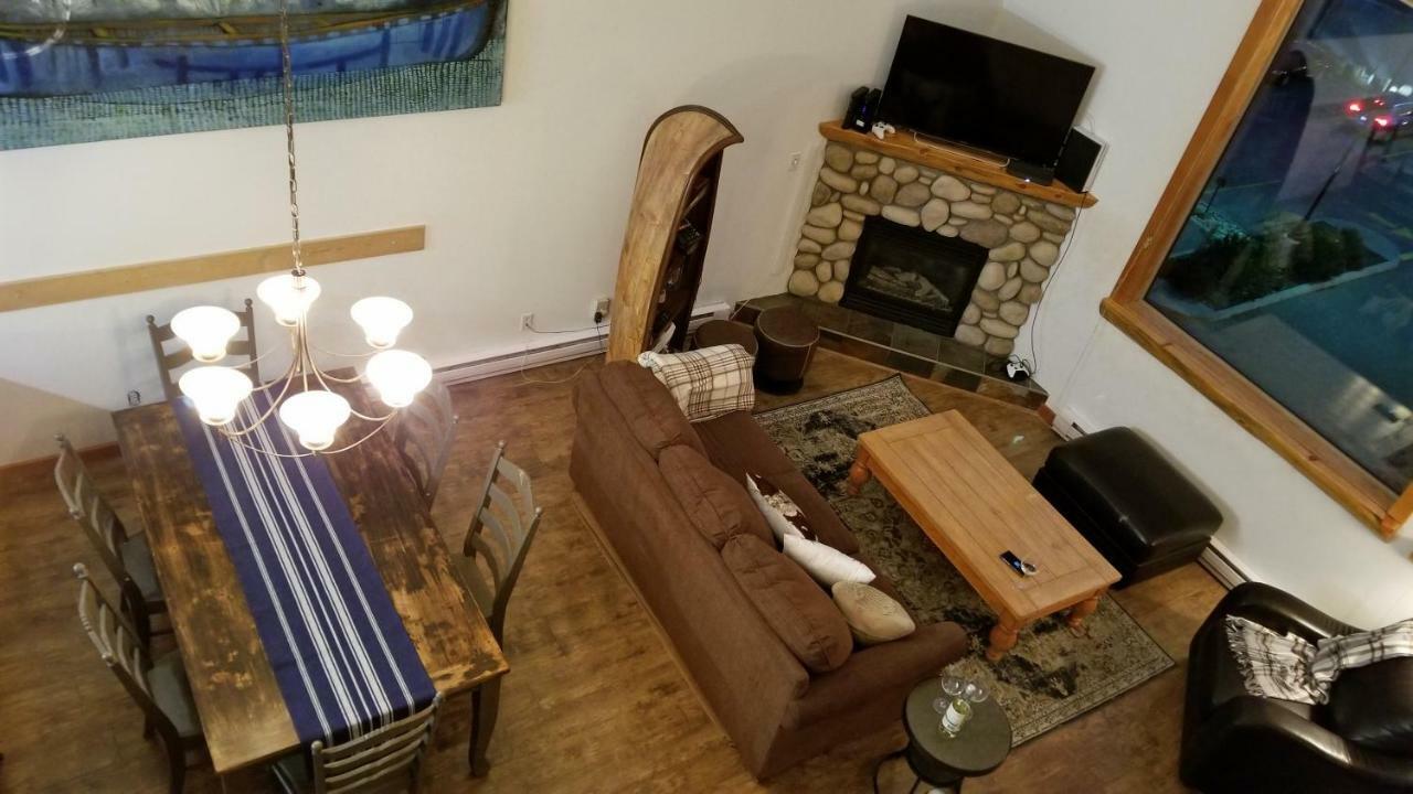 קאנמור Downtown Loft, Mountain Views, Fireplace, Couple'S Retreat, Walker'S Paradise מראה חיצוני תמונה